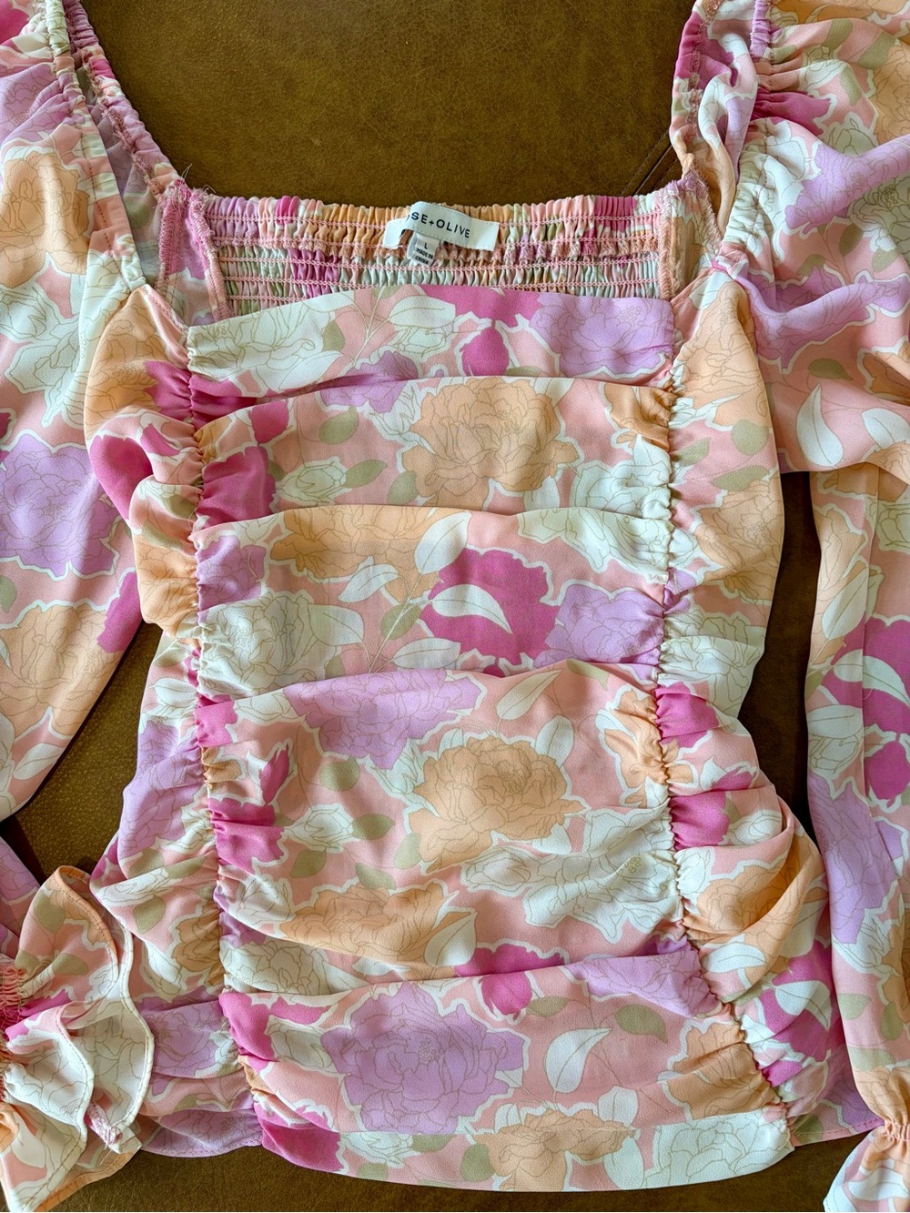 Rose & Olive Pink Peach Floral Ruched Top